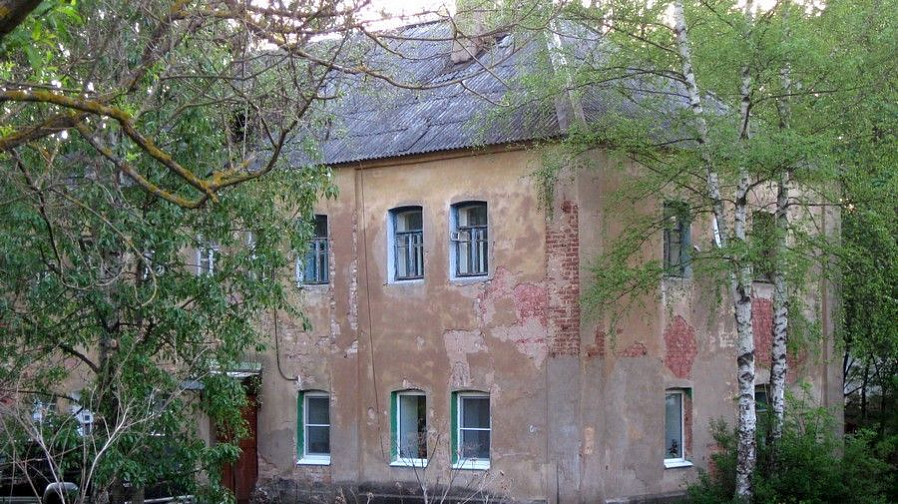 Памятный знак на месте основания Гжатской пристани (Гагарин, Смоленская обл.)
