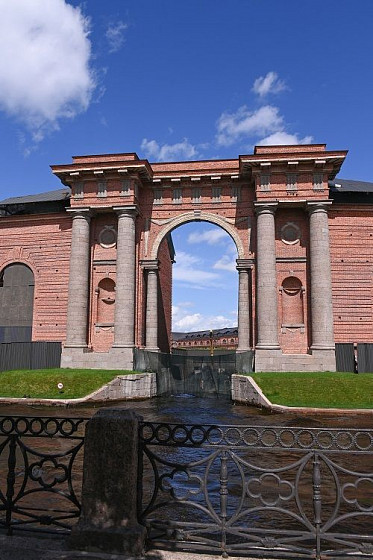 Новая Голландия (С-Петербург)