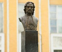 Памятник Петру I в Ботаническом саду Петра Великого