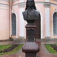 Памятник графу Ф. А. Головину у Андреевского собора (С-Петербург)