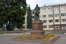 Памятник Петру Великому – основателю Тульских заводов